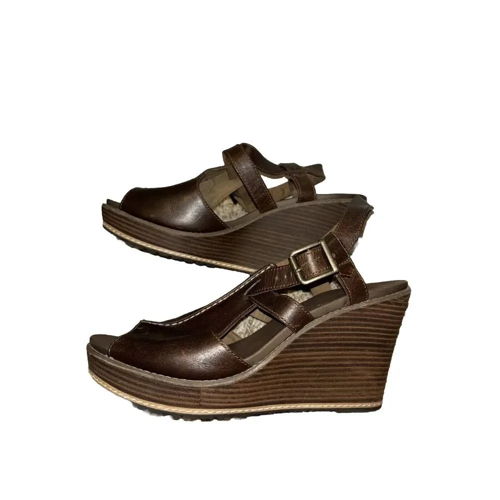 Timberland Earthkeepers Danforth Brown Wedge Leather Sandals Size 9 Anti-Fatigue